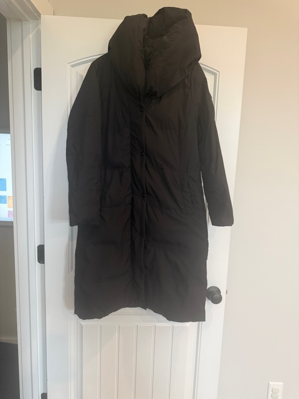 Women’s Ralph Lauren Pillow Hood Down Feather Coat - Picture 2 of 4